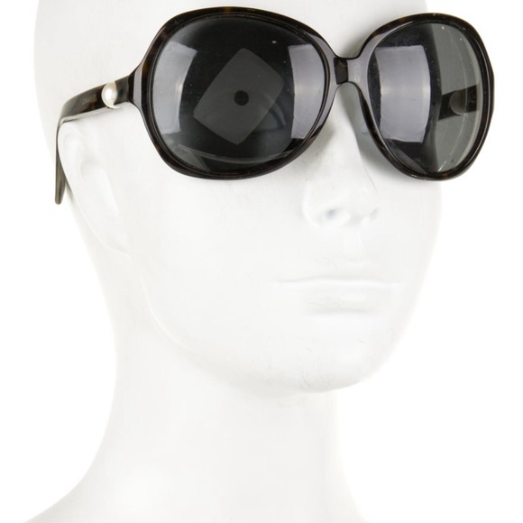 🌊 CHANEL Interlocking 💋CC Logo Oversized Sunglasses - Picture 1 of 13